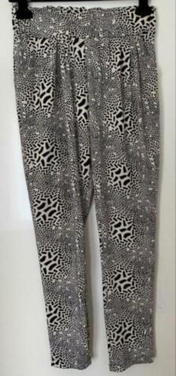 Zergina pantalon maat 36 beschikbaar voor biedingen