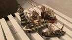 Model schepen en boekensteun  met vuurtoren, Hobby en Vrije tijd, Modelbouw | Boten en Schepen, Ophalen of Verzenden, Zo goed als nieuw