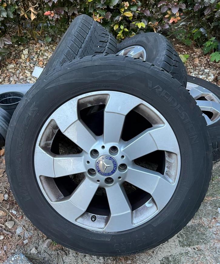 Set winterbanden op LM velgen voor Mercedes GLE 1 maand gebr, Auto-onderdelen, Banden en Velgen, Banden en Velgen, Winterbanden