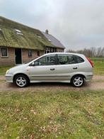 Nissan Almera Tino 1.8 2004 Grijs, Auto's, Nissan, Stof, 4 cilinders, Almera Tino, Origineel Nederlands