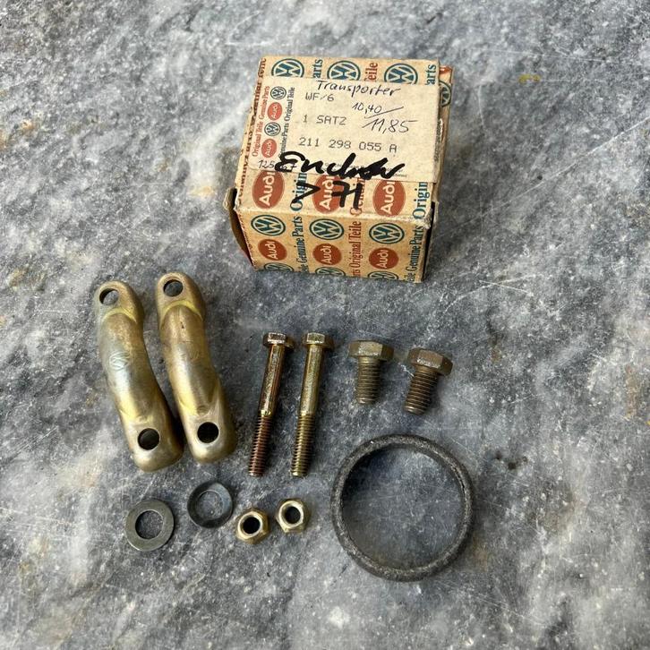 VW Bay Window Bus NOS Uitlaatset uitlaatpijp 1972 - 1979, Auto diversen, Auto-accessoires, Zo goed als nieuw, Ophalen of Verzenden