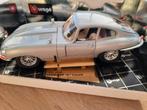 Jaguar "E" Coupe 1961 Burago 1:18 ( 3018), Ophalen of Verzenden, Zo goed als nieuw, Auto, Bburago
