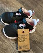 Nike Revolution baby meisjes schoenen, maat 25, Kinderen en Baby's, Babykleding | Schoentjes en Sokjes, Ophalen of Verzenden, Nieuw