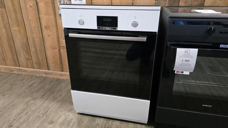 Bosch inductie fornuis HLN39A020 //DEMOMODEL//, Witgoed en Apparatuur, Fornuizen, Refurbished, Vrijstaand, Inductie, 4 kookzones