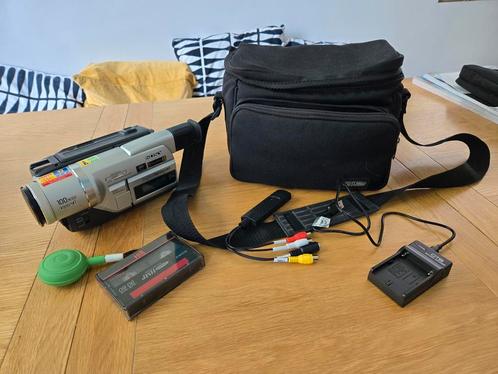 Sony DCR-TRV120e Handycam 8mm Camcorder, Audio, Tv en Foto, Videocamera's Analoog, Camera, 8mm, Ophalen of Verzenden