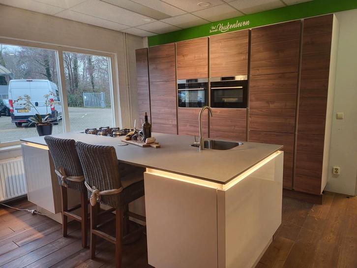 Stijlvolle luxe NOLTE keuken 2 apothekers kasten veel lades, Huis en Inrichting, Keuken | Complete keukens, Gebruikt, Overige typen