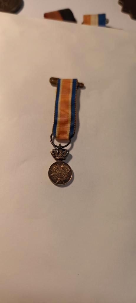 Oude Nederlandse Medaille, Verzamelen, Militaria | Algemeen, Overige soorten, Lintje, Medaille of Wings, Nederland, Ophalen of Verzenden