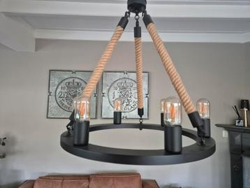 2x hanglamp/kroonluchter Eglo industrieel zwart/touw  beschikbaar voor biedingen