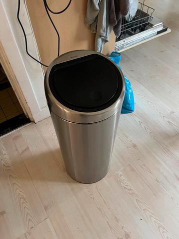 Prullenbak Brabantia beschikbaar voor biedingen