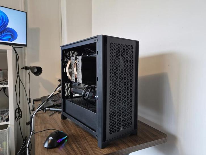 Gaming PC // RX 7900 XTX & AMD Ryzen 7 9800X3D //, Computers en Software, Desktop Pc's, Zo goed als nieuw, 4 Ghz of meer, HDD