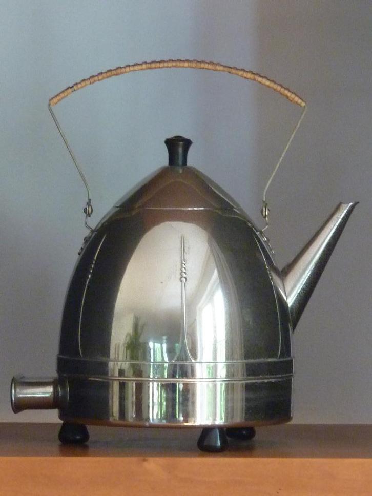 Amsterdamse School stijl, elektrische waterketel, Art Deco, Antiek en Kunst, Antiek | Keukenbenodigdheden, Ophalen of Verzenden