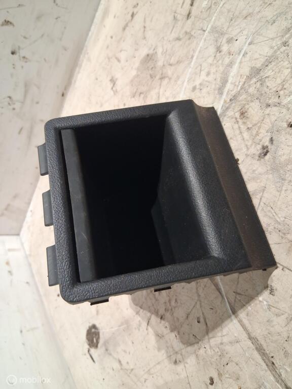 Opbergvak middenconsole Audi A3 8P 2.0 TDI 8P0863351D, Auto-onderdelen, Interieur en Bekleding, Audi, Gebruikt, Ophalen of Verzenden