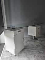 Een praktisch bureau voor in de woonkamer of op kantoor, Ophalen, Zo goed als nieuw, Stabureau