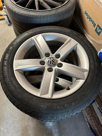 Set Volkswagen Golf wintervelgen + winterbanden 16 inch beschikbaar voor biedingen