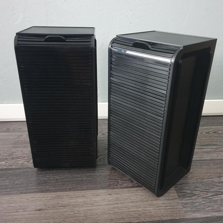 2 CD bewaar boxen Rolykit vintage jaren 80 90, Huis en Inrichting, Woonaccessoires | Cd- en Dvd-rekken, Gebruikt, Cd's, Minder dan 25 discs