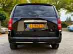 Chrysler Grand Voyager 3.8 V6 LIMITED J.DAIMLER-BLACK 3xTV/D, Auto's, Chrysler, Gebruikt, Beige, Grand Voyager, 7 stoelen
