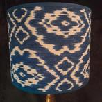 Lampenkap Ikat stijl blauw wit handgemaakt, Huis en Inrichting, Lampen | Lampenkappen, Rond, Nieuw, Ophalen of Verzenden, Minder dan 25 cm