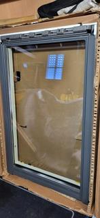 Dakraam dakramen velux raam ramen 2 stuks p/s prijs, Doe-het-zelf en Verbouw, Glas en Ramen, Ophalen, Gebruikt, Minder dan 80 cm