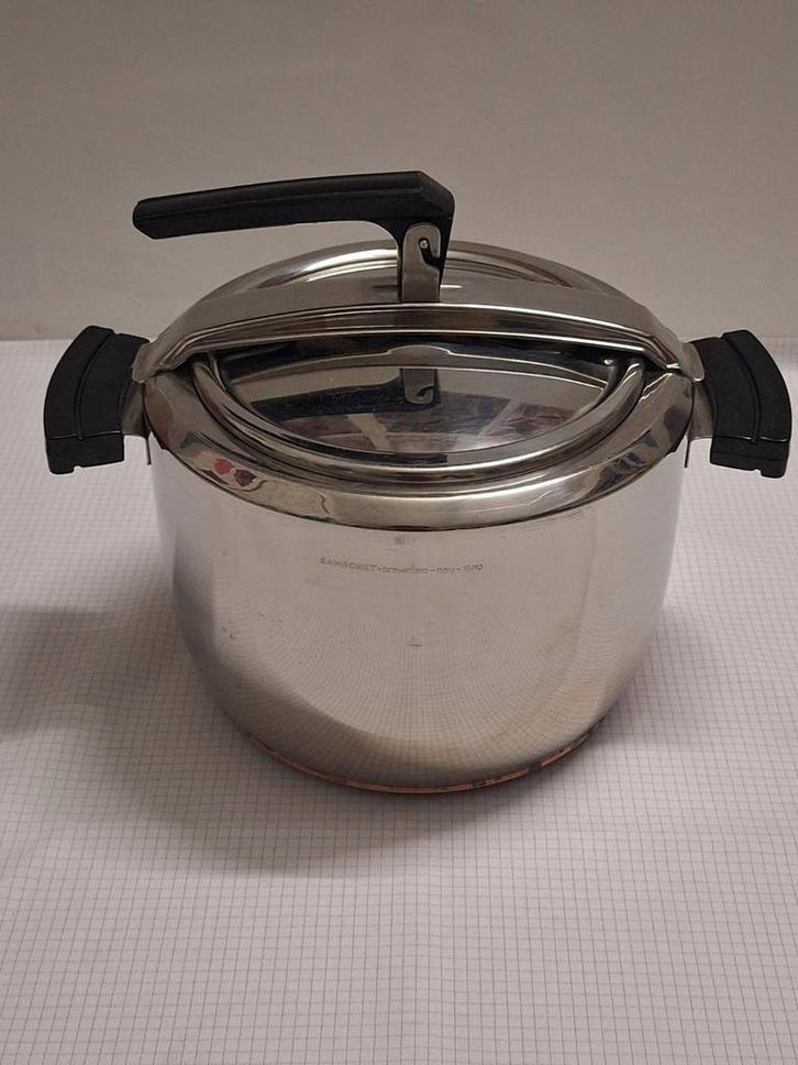 SAMBONET brevettato - Italy. 18/10 warmhoudpan, Huis en Inrichting, Keuken | Potten en Pannen, Gebruikt, Rvs, Verzenden