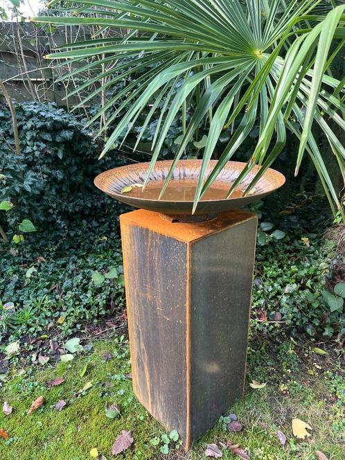 cortenstaal vogelbad, sokkel met waterschaal, Tuin en Terras, Vogelhuisjes en Vogelbaden, Nieuw, Ophalen of Verzenden