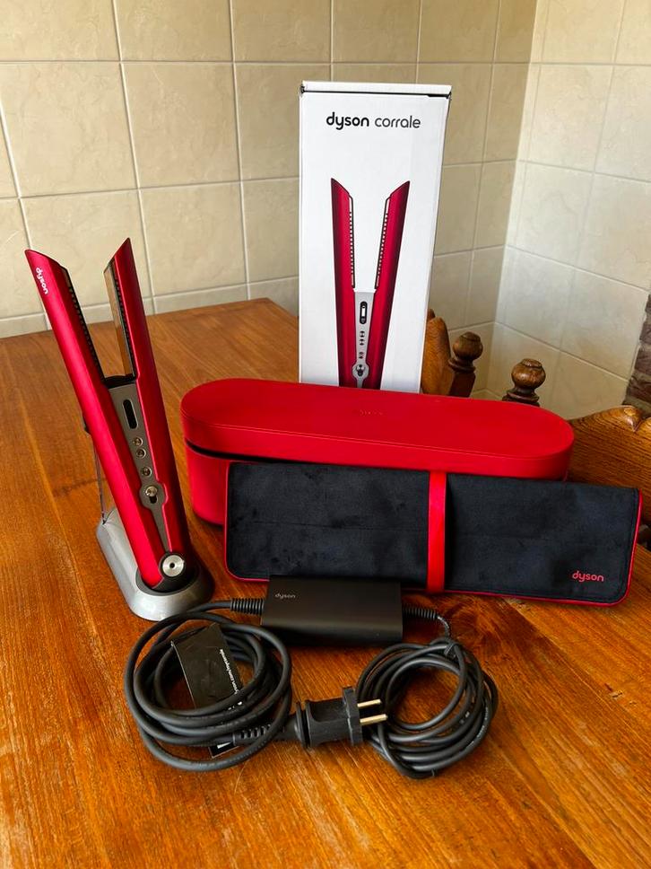 Dyson Corrale Red Edition ‒ limited edition, Sieraden, Tassen en Uiterlijk, Uiterlijk | Haarverzorging, Zo goed als nieuw, Ophalen