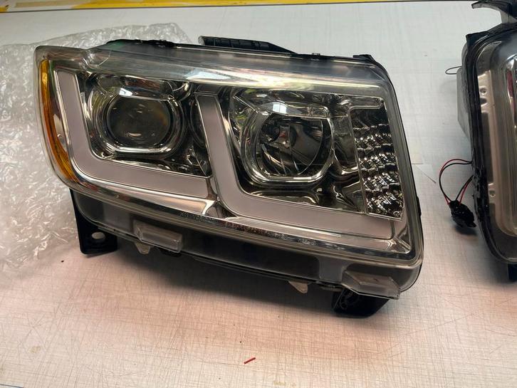 Jeep Grand Cherokee 2015 LED Koplamp Unit - Gebruikt, Auto-onderdelen, Verlichting, Jeep, Gebruikt, Ophalen of Verzenden