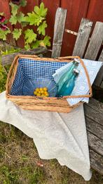 Zweedse Picknickmand met Flessen en Linnen Doek Vintage Stij, Ophalen of Verzenden
