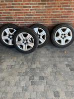 Winterbanden Opel mokka  215/60R17, Auto-onderdelen, Banden en Velgen, 215 mm, Velg(en), 16 inch, Winterbanden