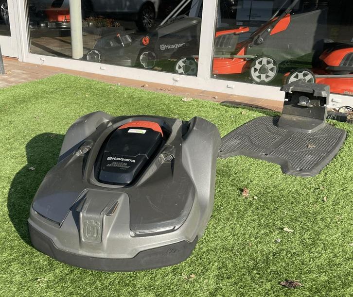 Automower 450x, Tuin en Terras, Robotmaaiers, Gebruikt, 20 tot 25 cm, Bestuurbaar via app, Ophalen