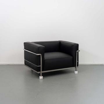 1x Cassina Le Corbusier LC3 fauteuil Zwart - Leer beschikbaar voor biedingen