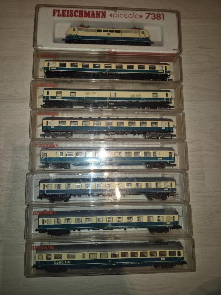 Fleischmann 8 delige IC-CE set, Hobby en Vrije tijd, Modeltreinen | N-Spoor, Gebruikt, Treinset, Gelijkstroom of Wisselstroom