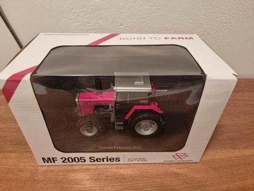Massey Ferguson 2625 Universal Hobbies, Hobby en Vrije tijd, Modelauto's | 1:32, Nieuw, Tractor of Landbouw, Universal Hobbies