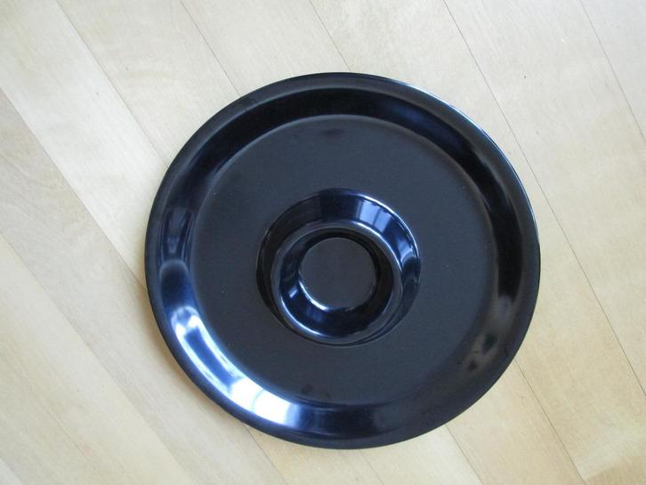 Zwarte ronde party schaal, Huis en Inrichting, Keuken | Servies, Zo goed als nieuw, Schaal of Schalen, Effen, Overige materialen