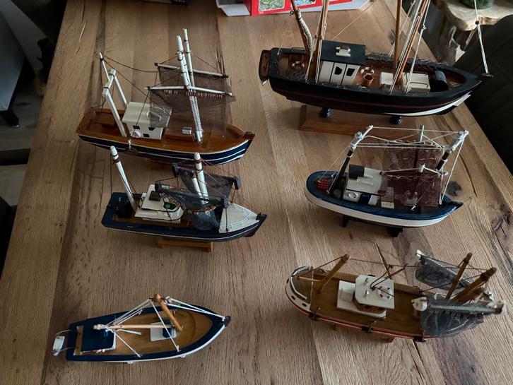 Leuke model vissersboten  6 stuks, Hobby en Vrije tijd, Modelbouw | Boten en Schepen, Gebruikt, Overige merken, Ophalen