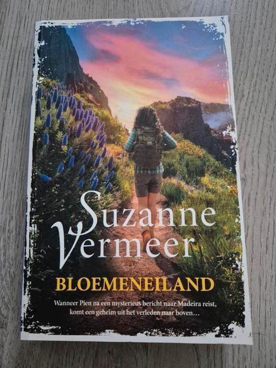 Suzanne Vermeer - Bloemeneiland, Boeken, Thrillers, Zo goed als nieuw, Ophalen of Verzenden