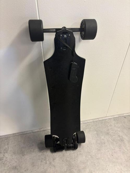 Verreal RS Elektrisch Longboard, Sport en Fitness, Skateboarden, Zo goed als nieuw, Skateboard, Longboard, Verzenden