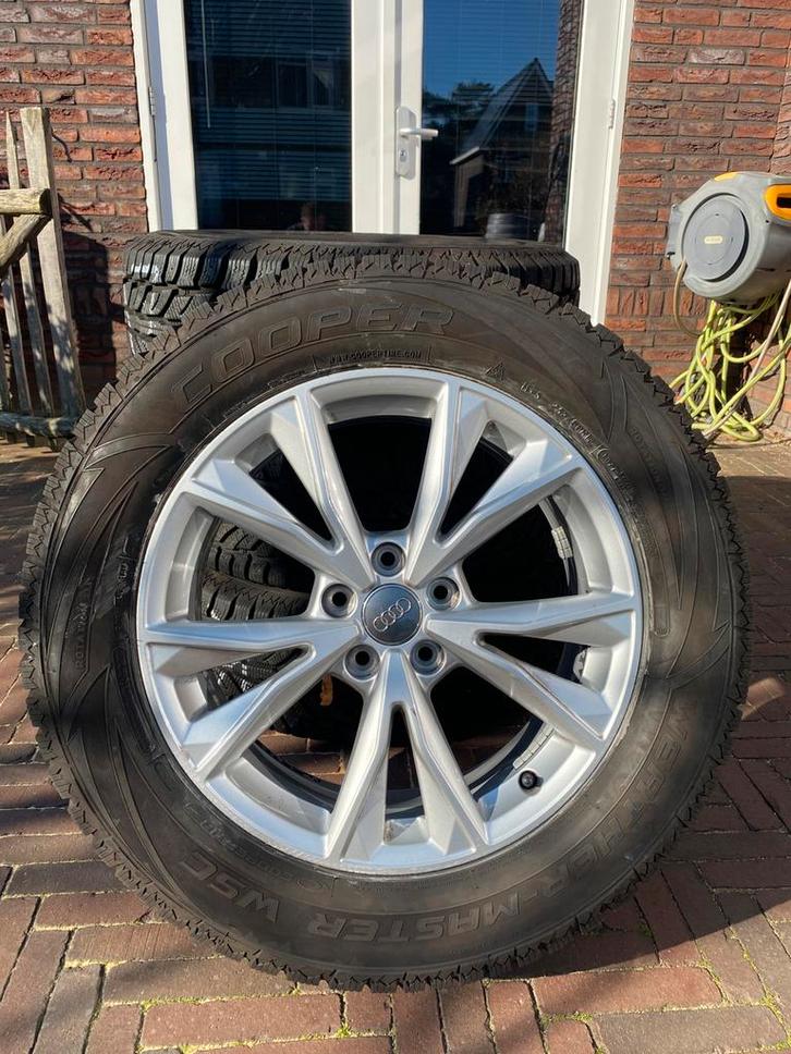 Top Audi winterset 18 inch en meer dan 7,5 mm profiel, Auto-onderdelen, Banden en Velgen, Banden en Velgen, Winterbanden, 18 inch
