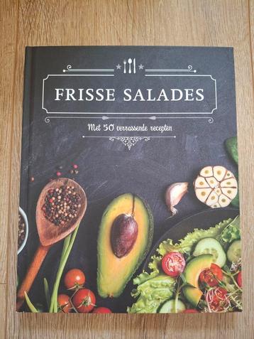 Frisse Salades - Kookboek met 50 Recepten beschikbaar voor biedingen
