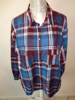 valt als maat XL oksel tot oksel 63 cm