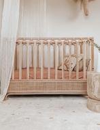 Rotan Ledikant Boho Rainbow +matras+2hoeslakens little Dutch, Kinderen en Baby's, Babywiegjes en Ledikanten, Ophalen of Verzenden