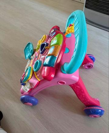 V-tech Roze Loopwagen beschikbaar voor biedingen