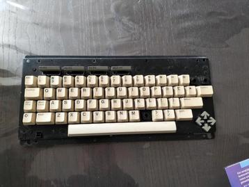 Commodore Plus/4 toetsenbord beschikbaar voor biedingen