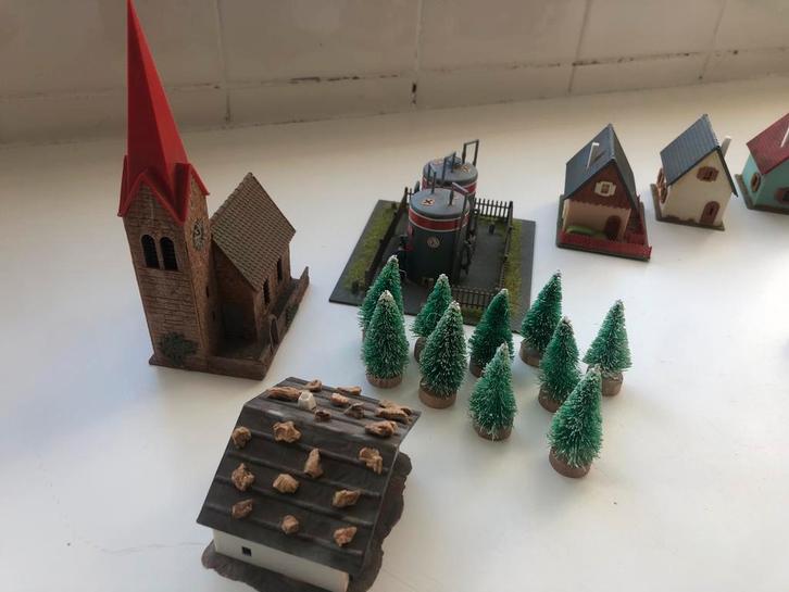N Spoorbaan Huisjes, Hobby en Vrije tijd, Modeltreinen | H0, Gebruikt, Brug, Tunnel of Gebouw, Gelijkstroom of Wisselstroom, Overige merken