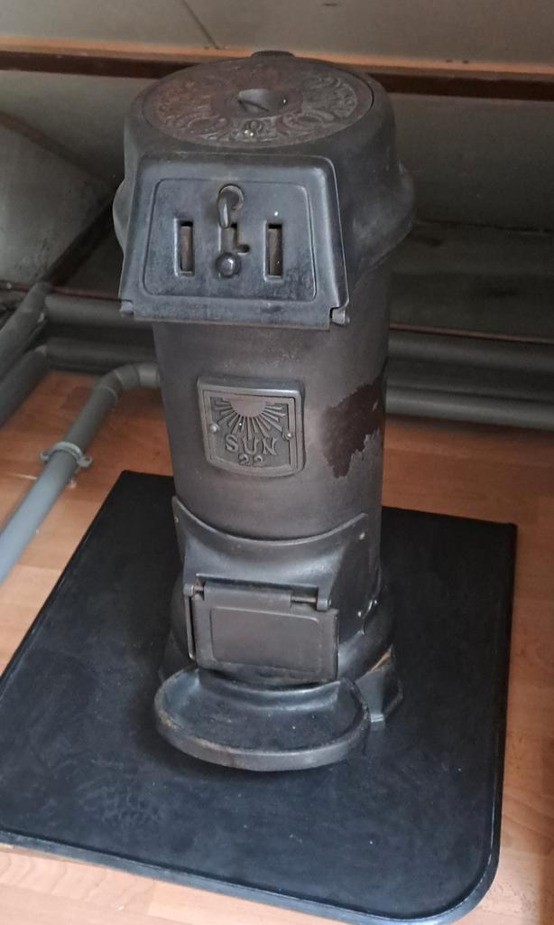 Antieke Potkachel - Sfeervolle Warmte!, Huis en Inrichting, Kachels, Gebruikt, Houtkachel, Hout, Ophalen of Verzenden