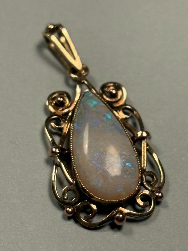 Werkelijk prachtige 14 karaat ketting hanger met opaal, Sieraden, Tassen en Uiterlijk, Kettinghangers, Zo goed als nieuw, Goud