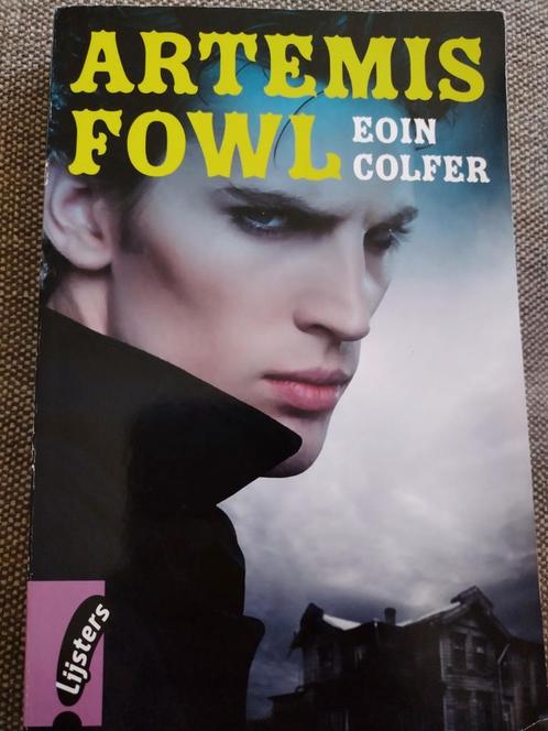 Artemis Fowl - Eoin Colfer, Boeken, Kinderboeken | Jeugd | 13 jaar en ouder, Zo goed als nieuw, Fictie, Ophalen of Verzenden