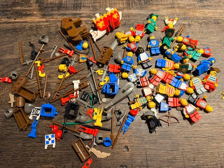 Partij Lego minifiguren jaren 80/90 ridders en piraten, Kinderen en Baby's, Speelgoed | Duplo en Lego, Zo goed als nieuw, Lego