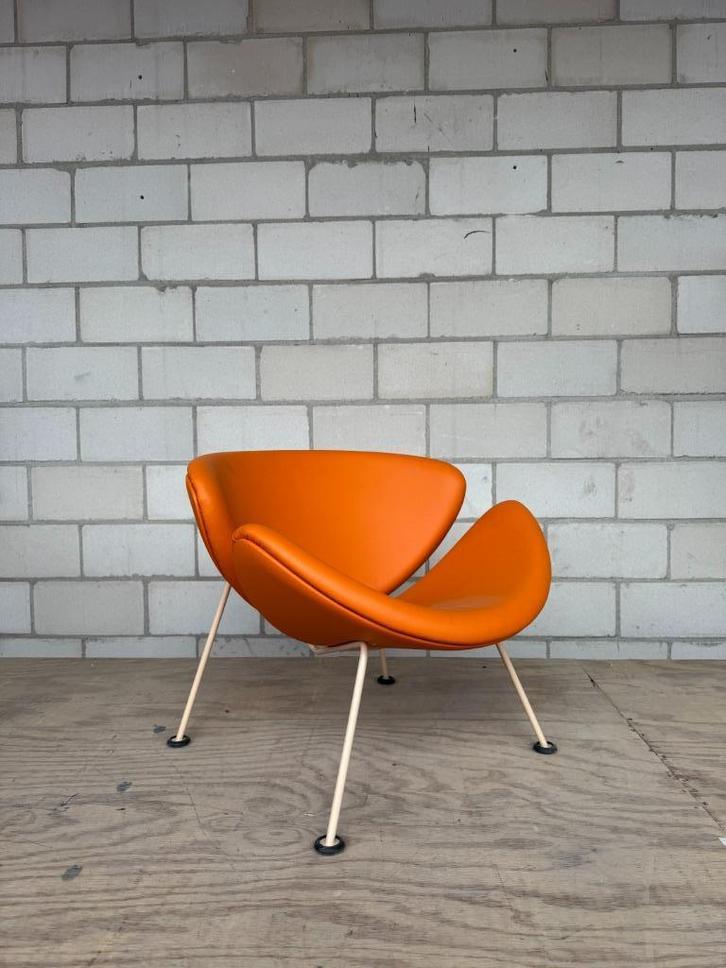 Artifort Orange Slice Junior, Huis en Inrichting, Fauteuils, Gebruikt, Leer, Metaal, 50 tot 75 cm, Minder dan 75 cm, Ophalen
