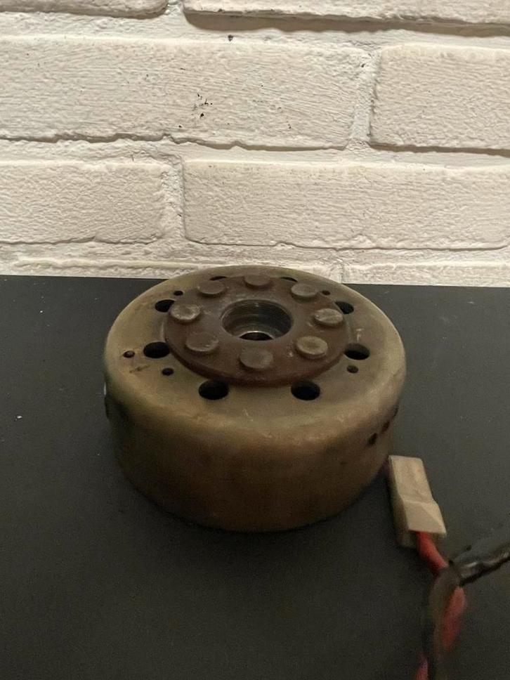 Piaggio gilera 125cc 180cc LC vliegwiel werkende staat, Fietsen en Brommers, Brommeronderdelen | Scooters, Zo goed als nieuw, Piaggio