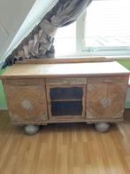 Gratis af te halen: vintage houten dressoir, Ophalen, Gebruikt, 100 tot 150 cm, Vintage